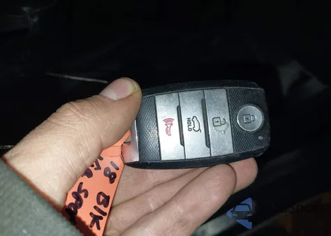 2018 Kia Sportage Ex z USA, uszkodzony, nr VIN KNDPNCAC5J7409033